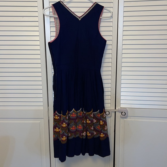 Tiroler Drindl blue pink lace up flower fits like an Xs - Picture 6 of 6